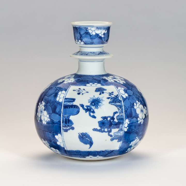 Chinese Blue-and-White Huqqa Base Made for the Indian Market